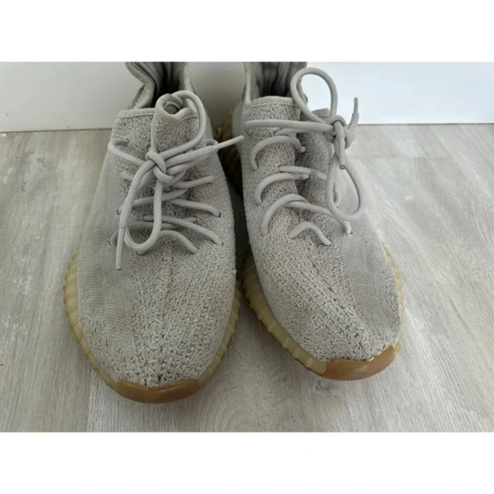 Adidas Yeezy Boost 350 V2 Light Tan Mens Size 9 Shoes